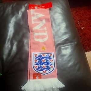 England Lions Pink Scarf